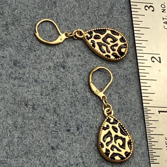 Dangle Pierced Earrings Animal Leopard Print Gold Black Back Exotic Teardrop - Picture 5 of 5